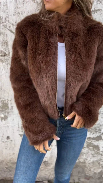 LuxCozy™ Winterjacke für zeitlose Eleganz