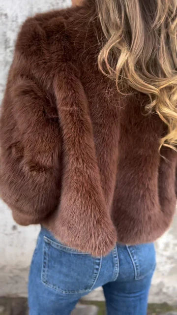 LuxCozy™ Winterjacke für zeitlose Eleganz