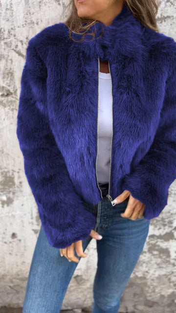 LuxCozy™ Winterjacke für zeitlose Eleganz